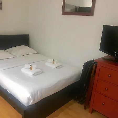 شقة Adorable Studio Au Coeur De - Louvres باريس